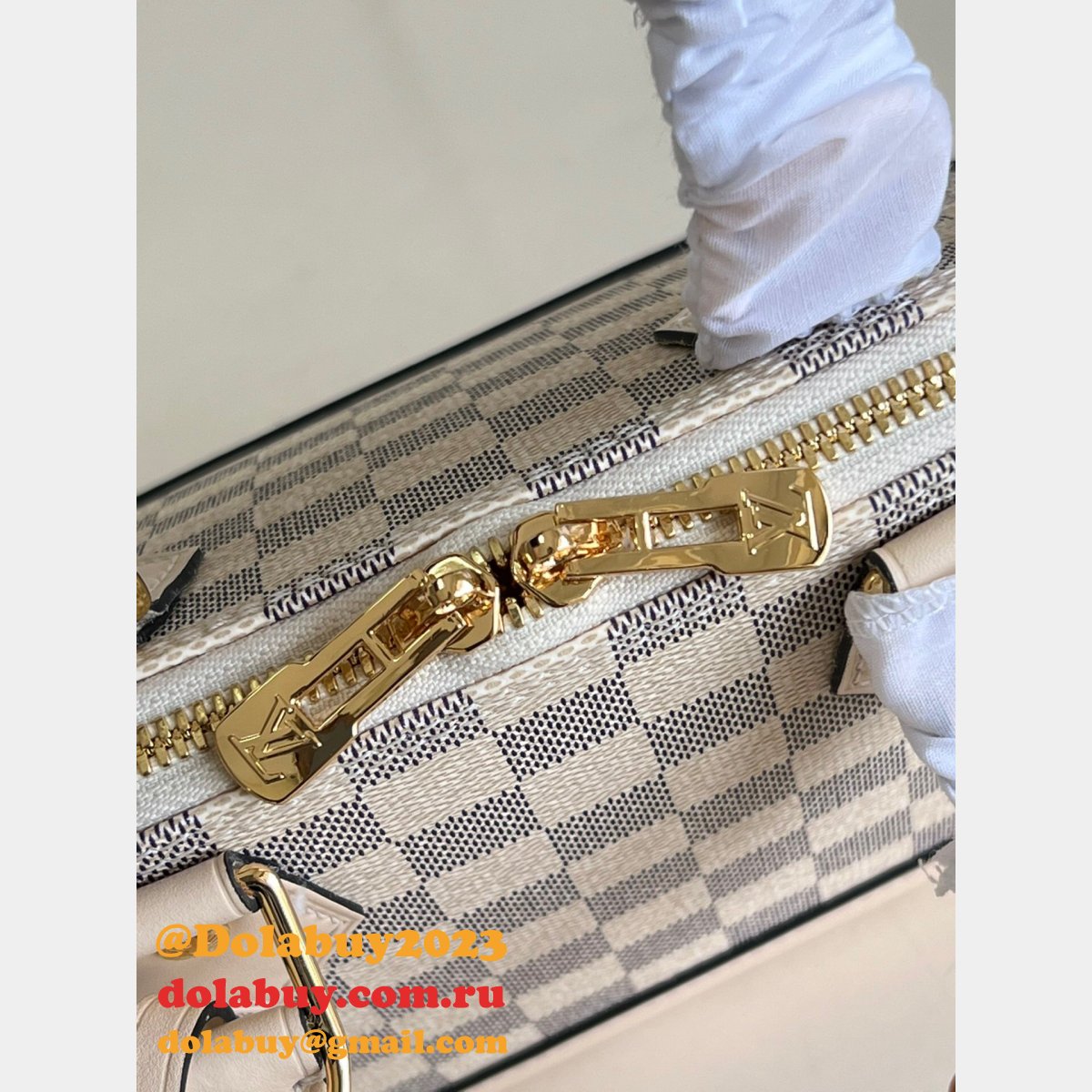 How to Buy Louis Vuitton Replcia M41221 Alma BB Bag