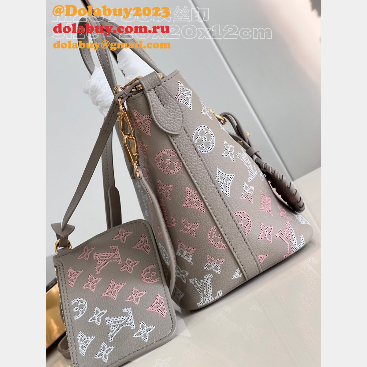 Our M23758 Flight Mode Blossom Louis Vuitton Gray AAA+ Replica GrayBag
