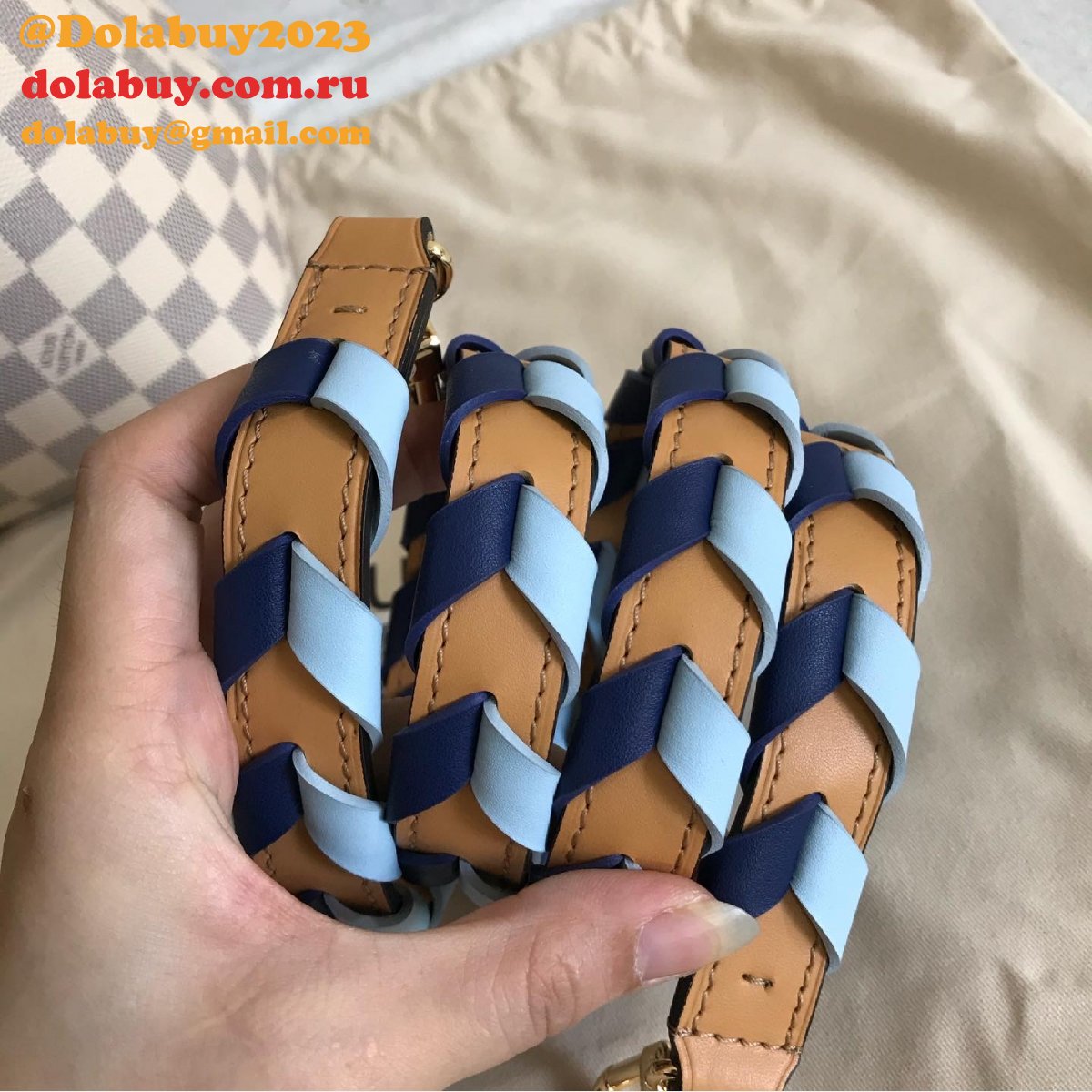 Replicas Louis Vuitton Best NéoNoé MM Damier Azur Canvas N50042 Bag