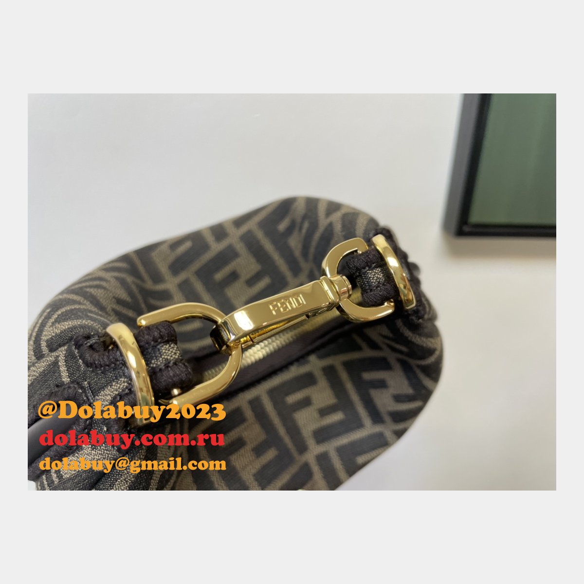 Our Dolabuy Best Praphy 56853 Designer Replica Fendi Bag