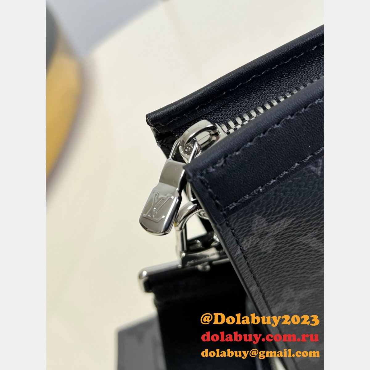 High Quality Designer Replica Purses Louis Vuitton M81018 Bag