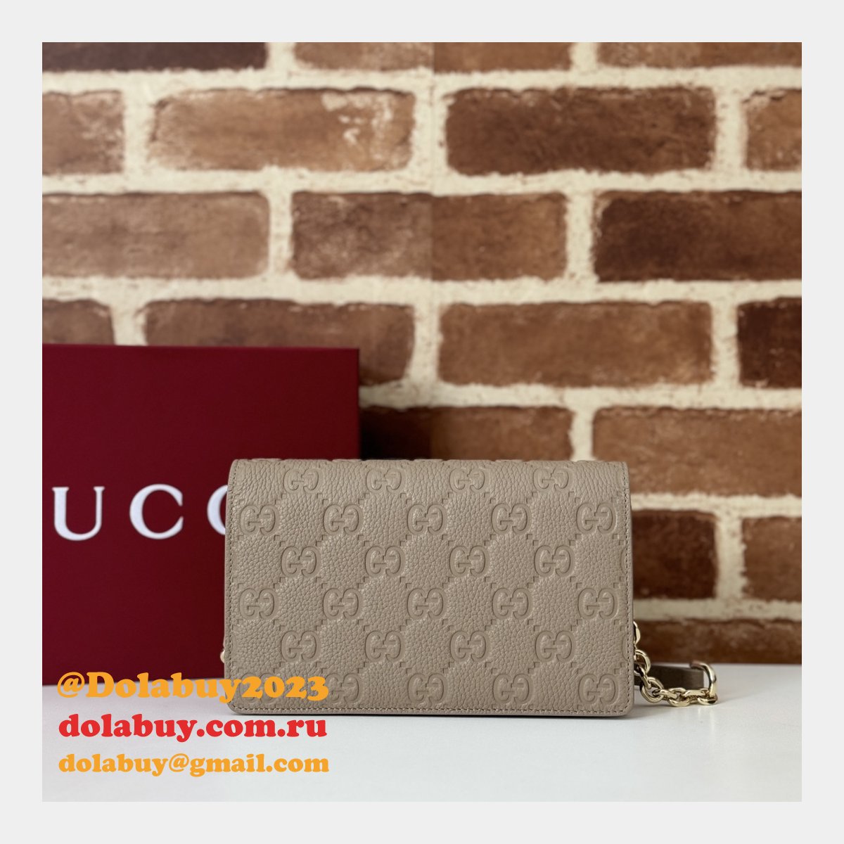 1:1 Mirror Gucci GG Emblem Super 818705 Shoulder Inspired Bag