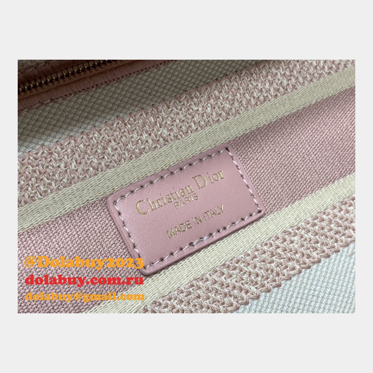 Top Quality Fake Lady Embroidery Canvas Dior 24CM Replica Bag