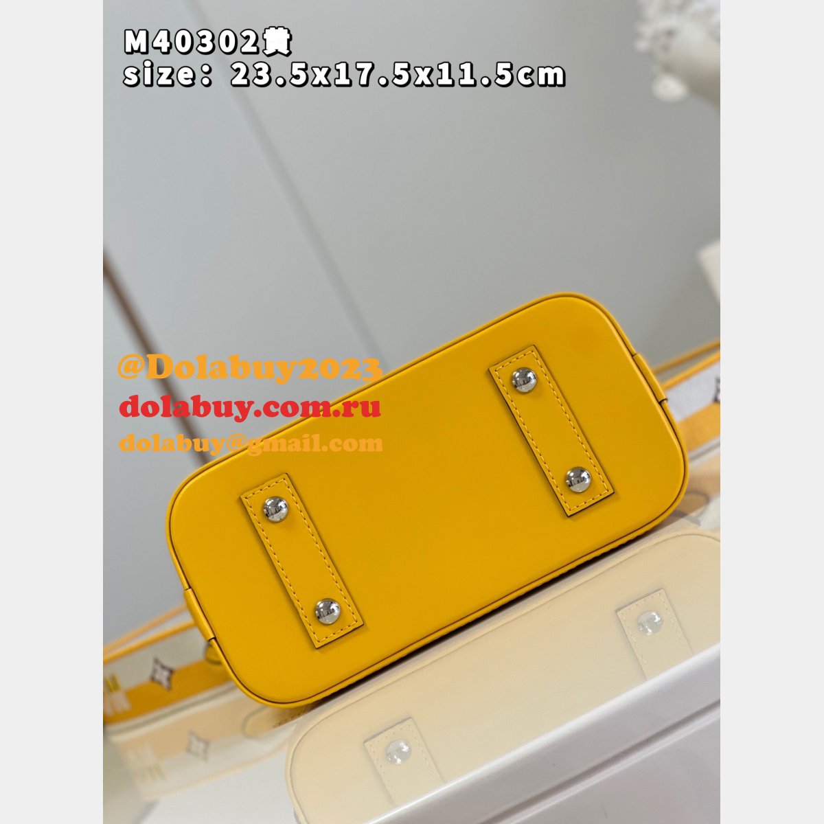 Louis Vuitton M40302 Knockoff LVS Alma Epi Leather Handbag