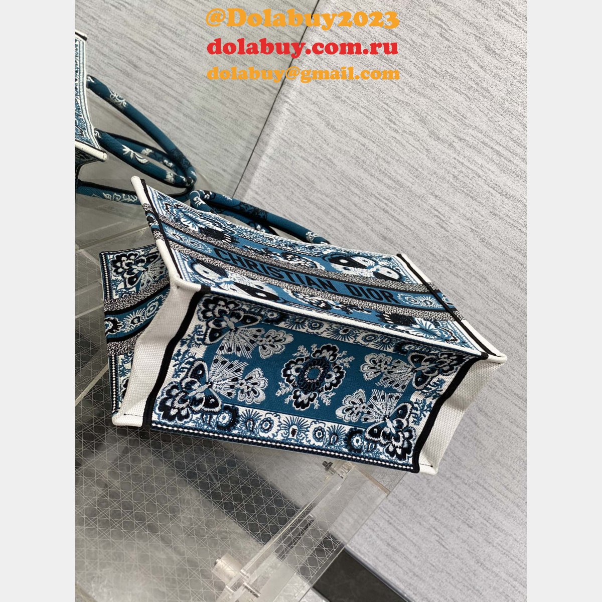 We Offer 1:1 Perfect Quality Designer Replica Dior CD Book Tote Wholesale