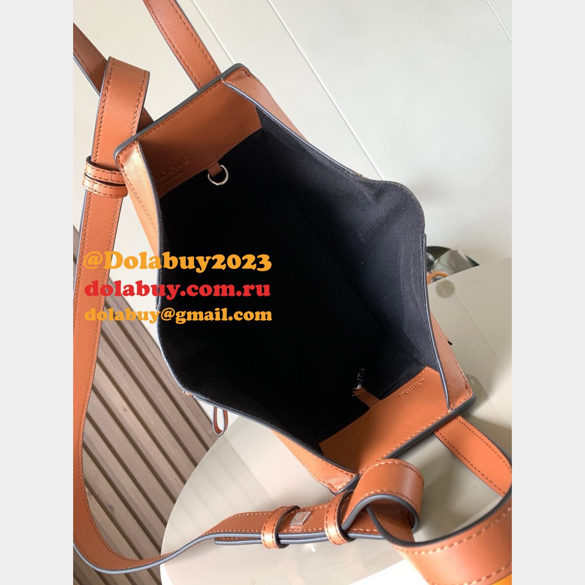 Compact Loewe Hammock Bag In Classic Calfskin Replica Best 20.8cm