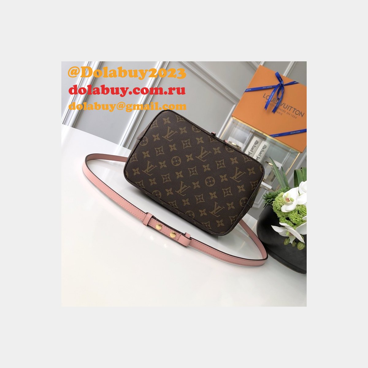 Louis Vuitton Best Monogram Canvas Leather Handbag Neonoe M44022