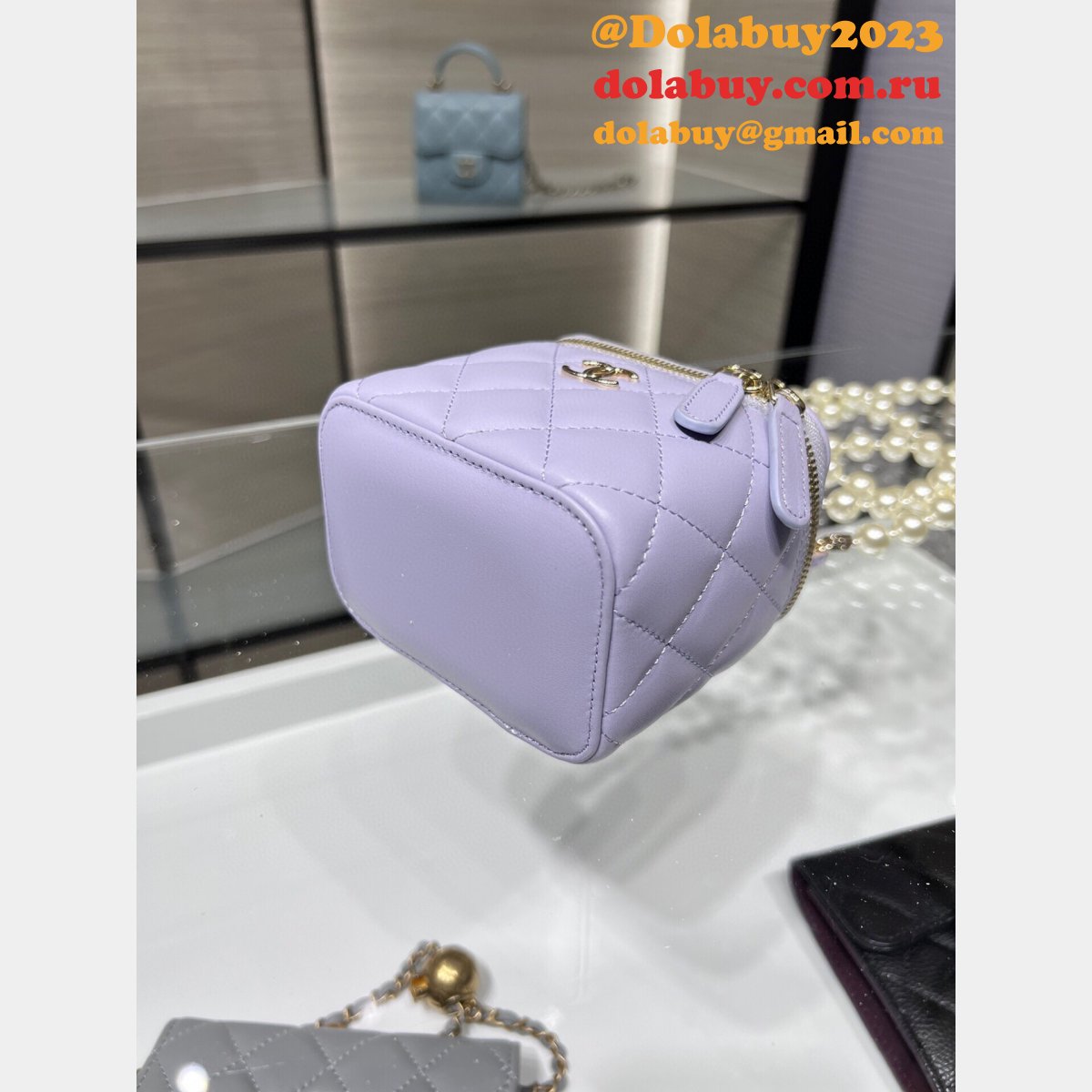 Luxury CC 22P pearl chain lipstick bag AP2581Y