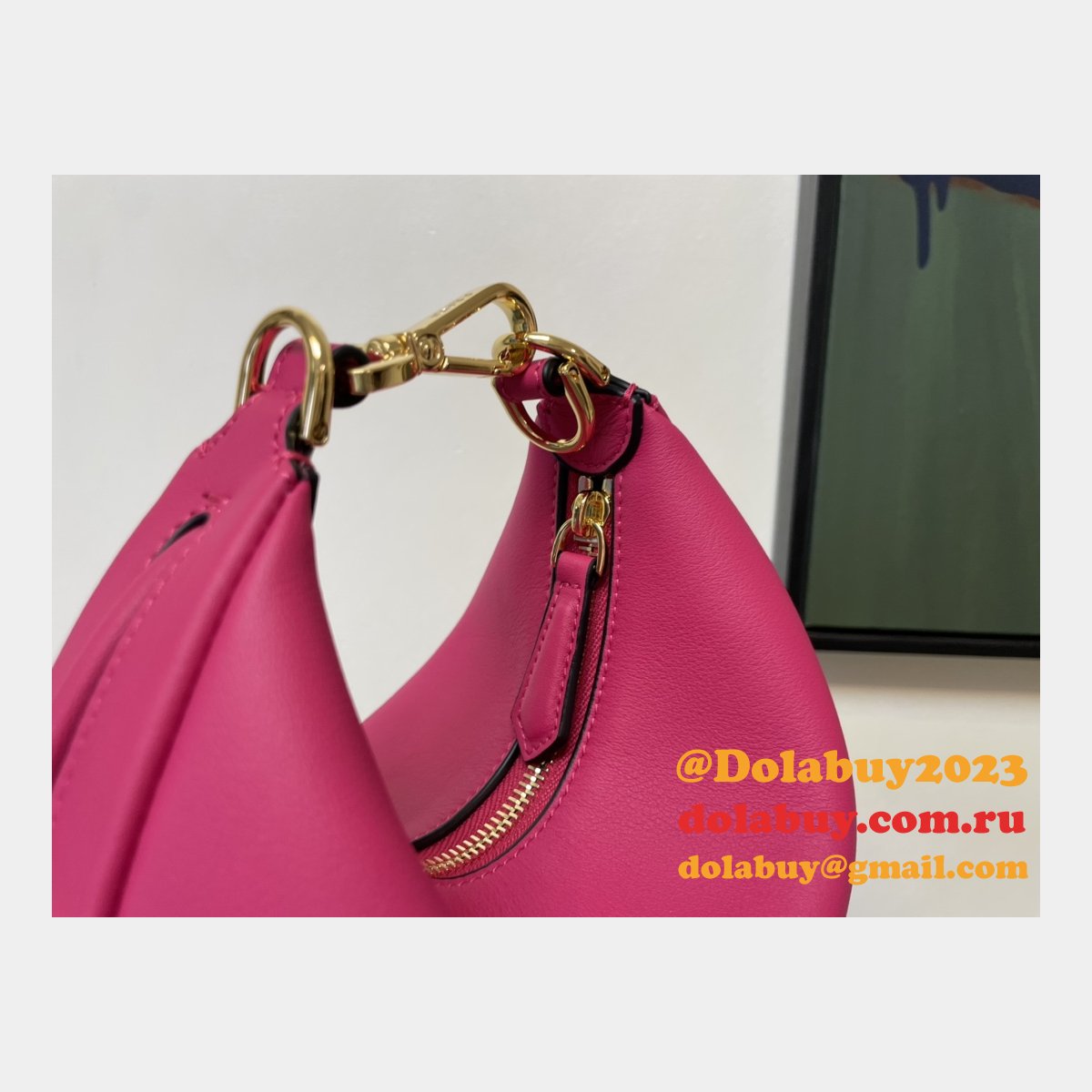 Our Dolabuy Best Praphy 56853 Designer Replica Fendi Bag