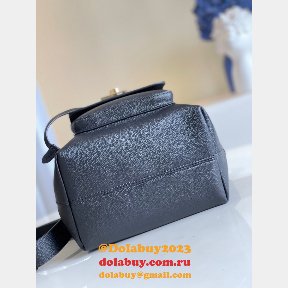 Louis Vuitton Replica Lockme Rock Bucket NV M57688/M57687/M57689 Bag