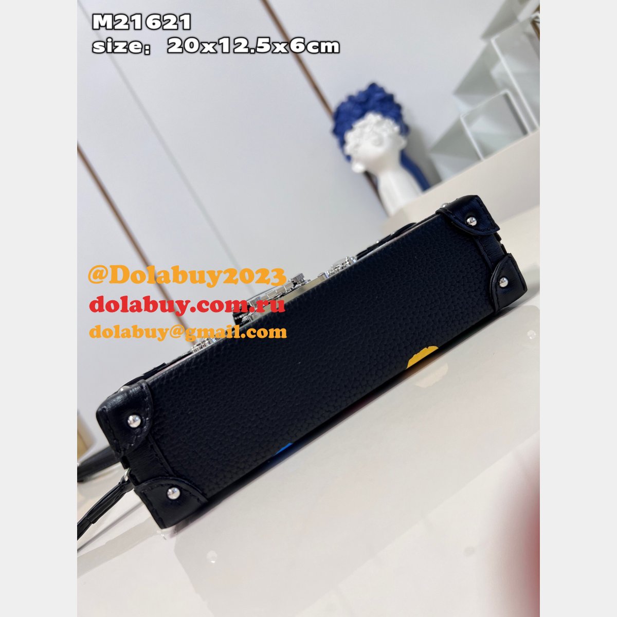 Louis Vuitton LV x YK Replica Petite M21621 Malle Taurillon Bag