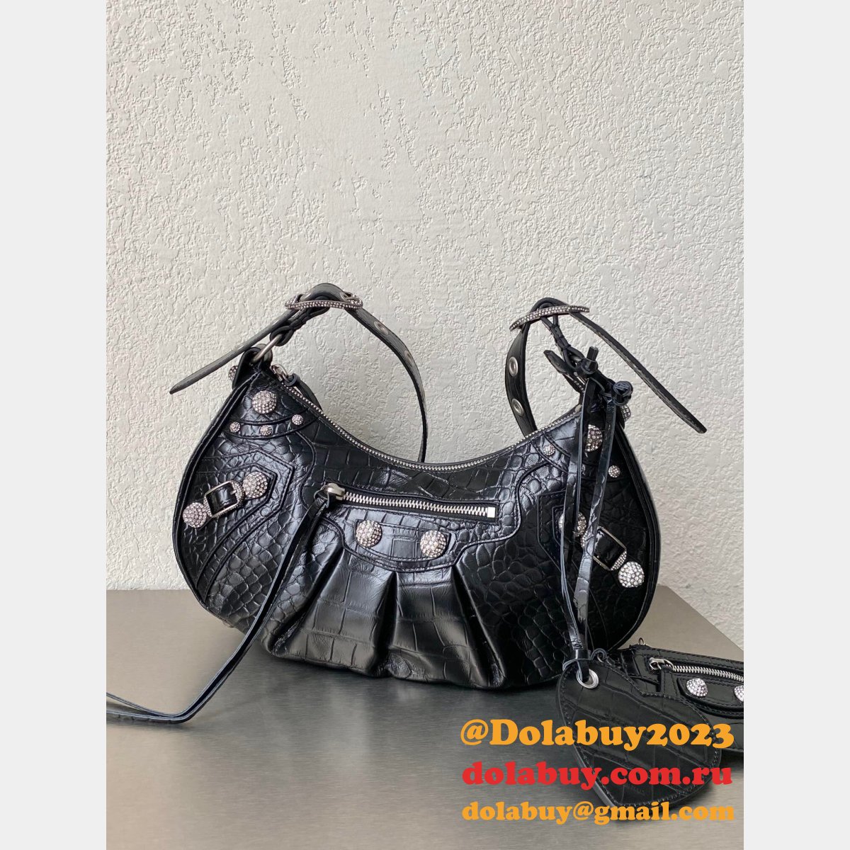 Balenciaga Fake High Quality Le Cagole crocodile Drill 33CM Bag