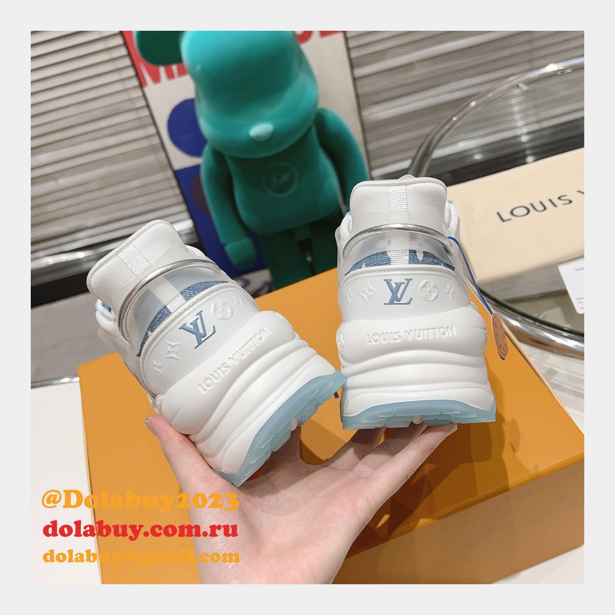 Top Quality LOUIS VUITTON RUN55 Sneakers