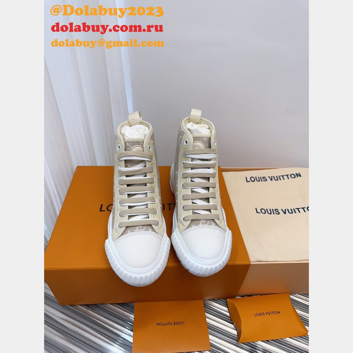 Replica Louis Vuitton Designer Squad Sneaker AAA+ Shoes