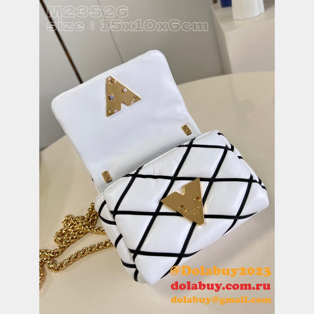 Wholesale Vanity Case M23526 Designer Louis Vuitton Copy Bag