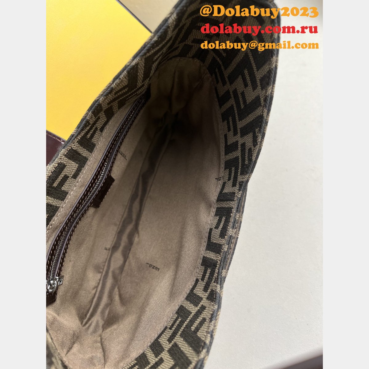 Knockoff fendi vintage Cheap armpit bag
