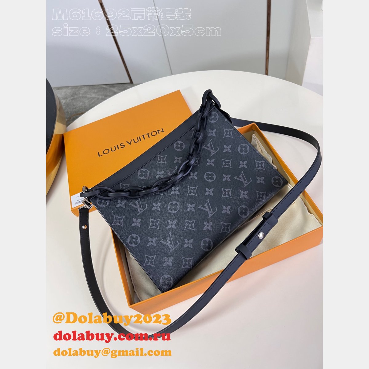 Pochette Voyage M61692 & M47546 Louis Vuitton 1:1 Mirror Replica Bag