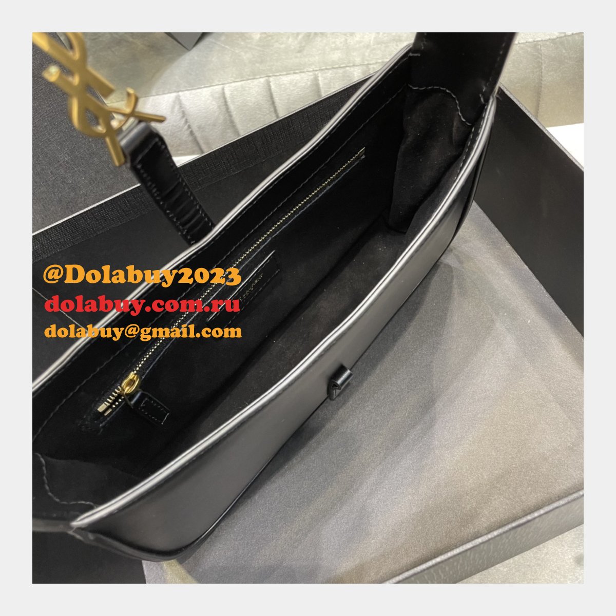 Replica Saint Laurent LE 5 À 7 hobo 657228 bag in matte python