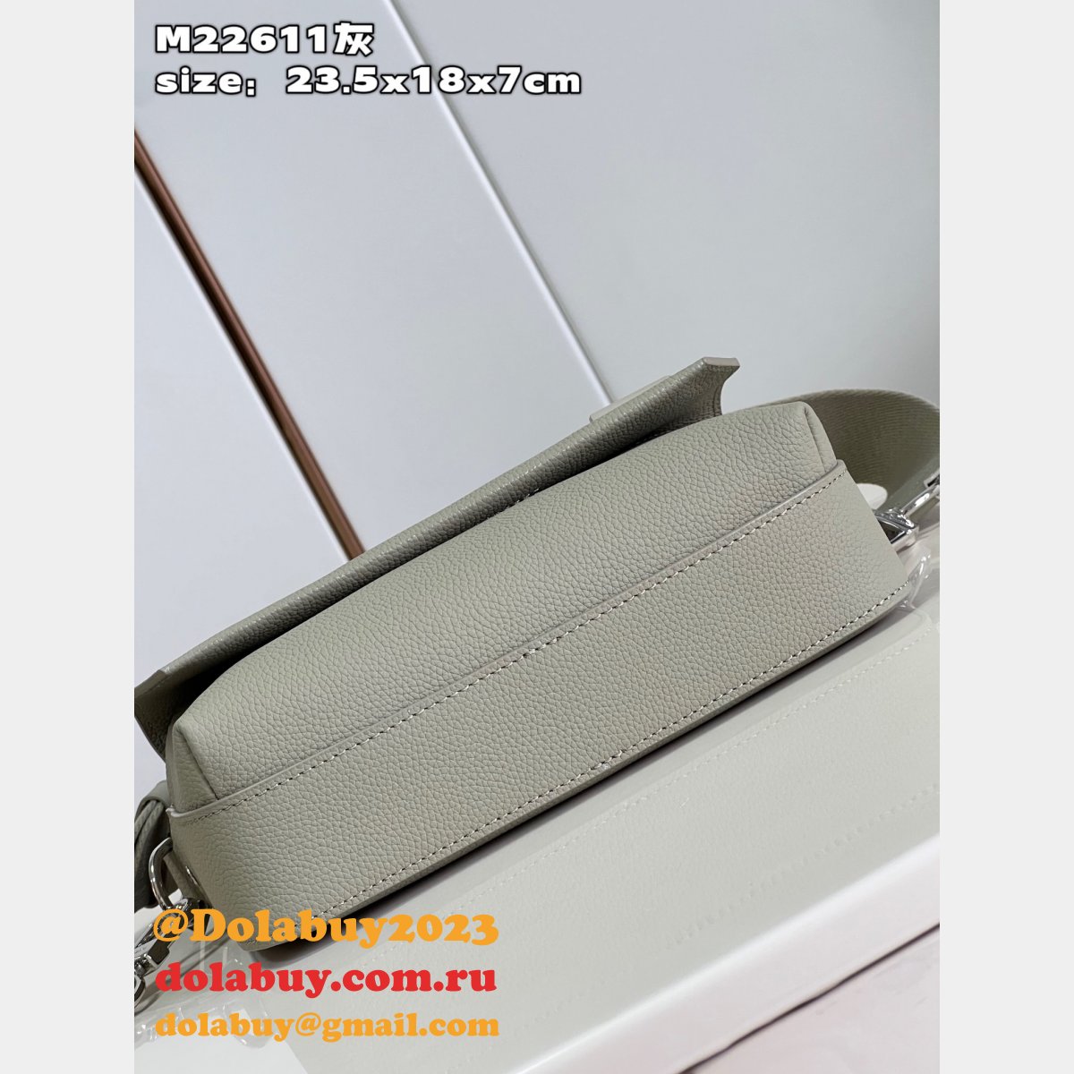 Fastline Messenger LV Aerogram Louis Vuitton Replica M22611 M22482 Bag