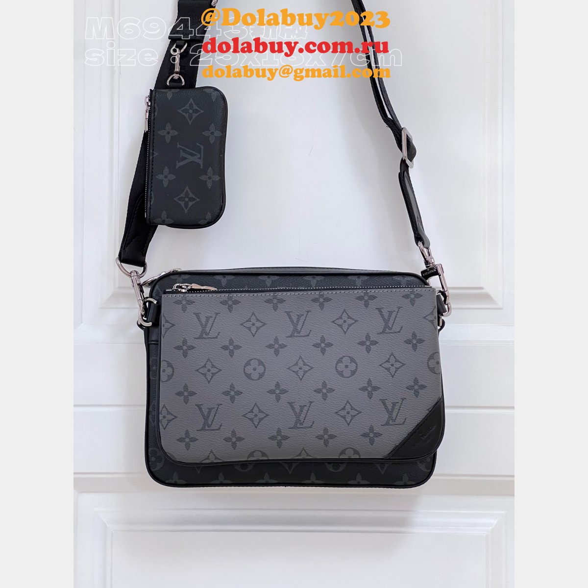 Louis Vuitton Top Quality Trio Messenger G66 M69443 Grey