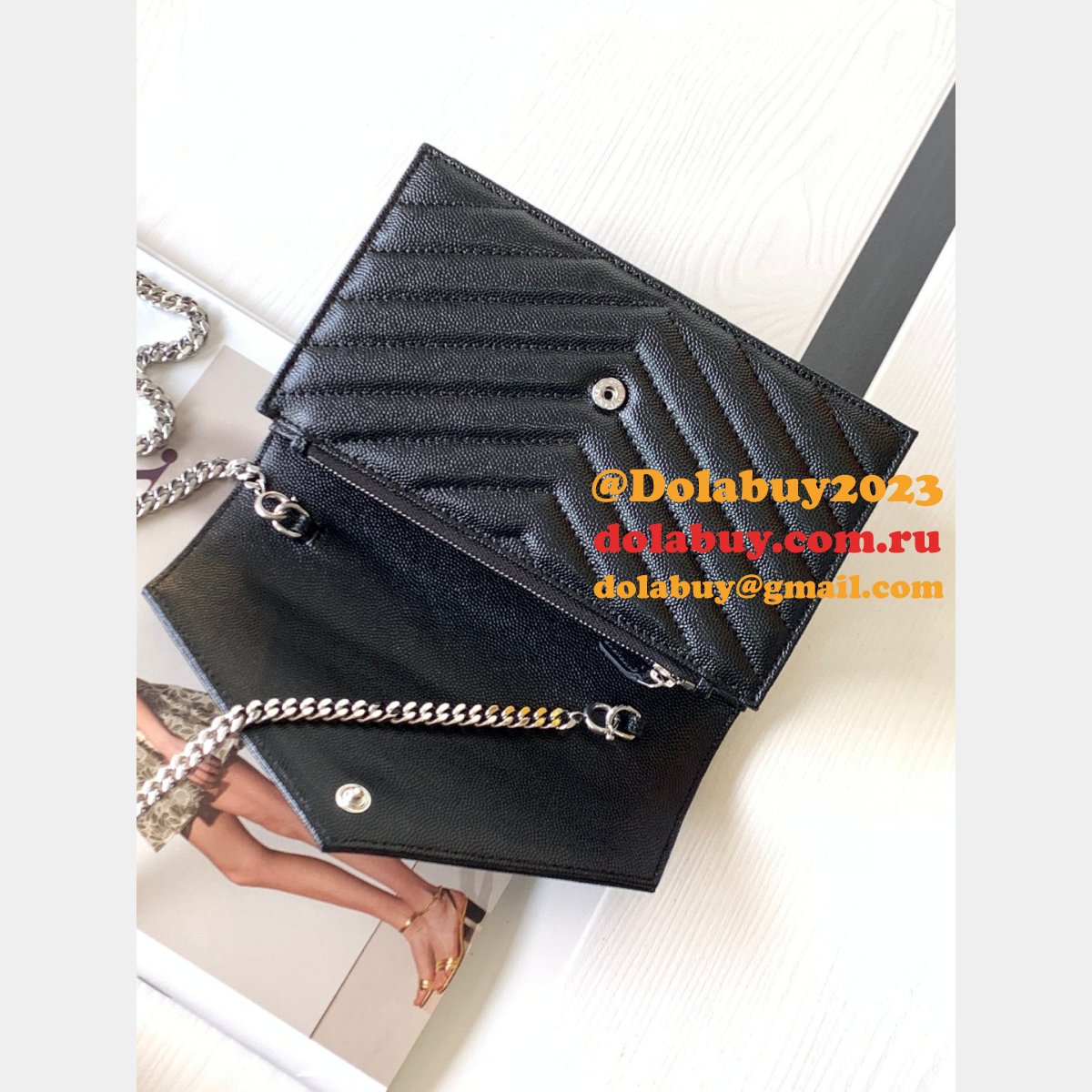 YSL Cheap Monogram Chain 19cm WOC 393953