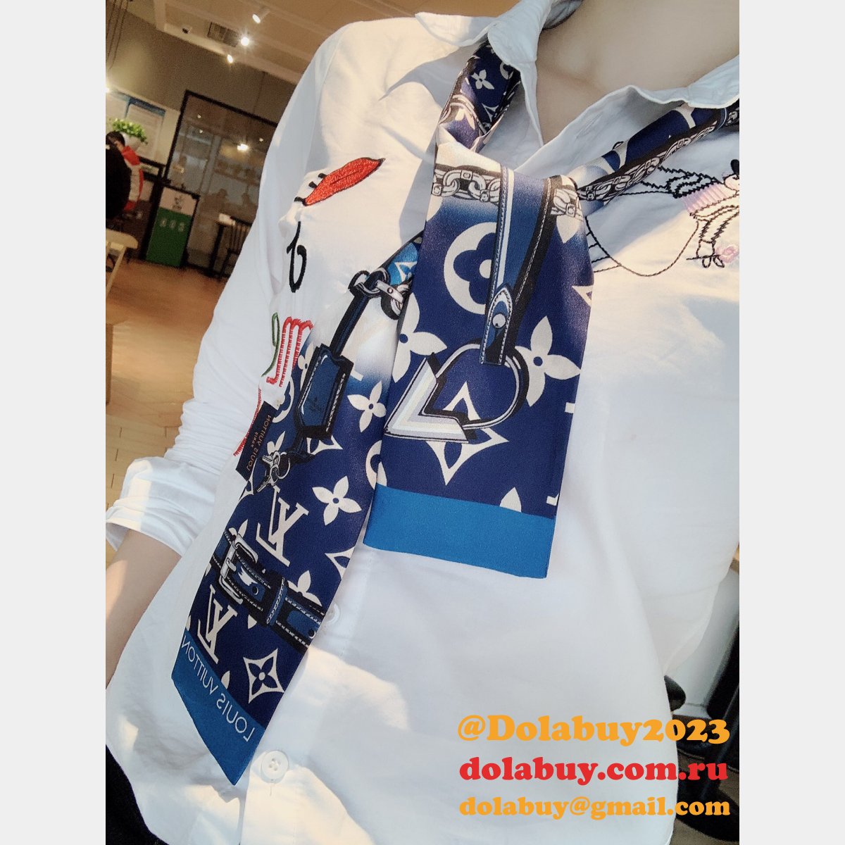 Top Quality Louis Vuitton Monogram Scarves