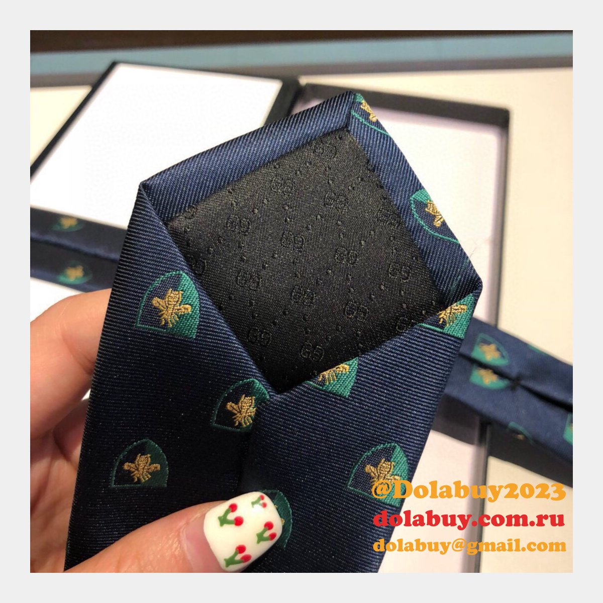 G*u*i silk tie jacquard crafts insect pattern
