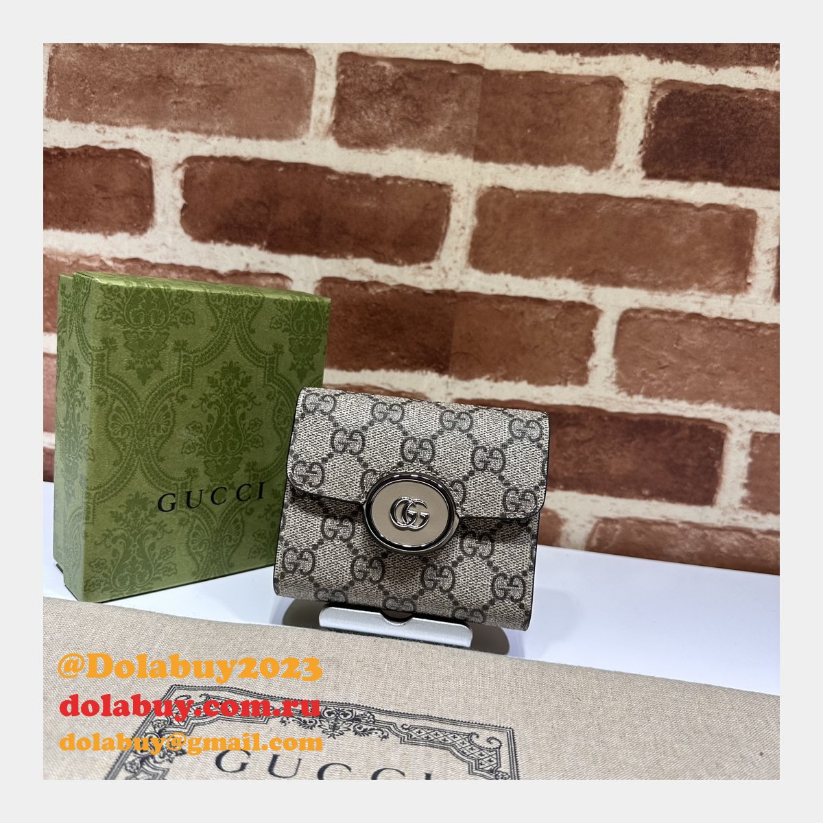 Perfect Petite GG Compact Wallet 760197 Gucci Replica 7 Star Bag