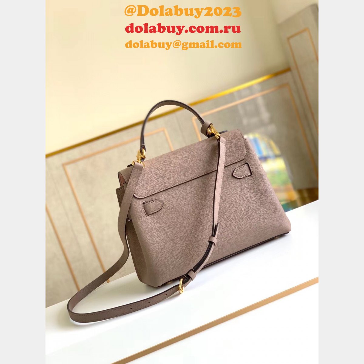 Designer Louis Vuitton Lockme Ever BB Handbag Shoulder M53937 Bag