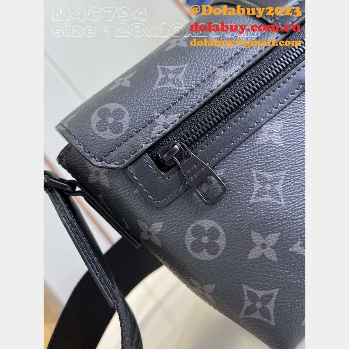 S-Cape Messenger Monogram Eclipse M46794 Louis Vuitton Replicas Bag
