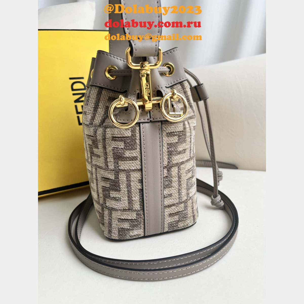 Top Quality Wholesale Fendi Mon Tresor FF small BUCKET BAG