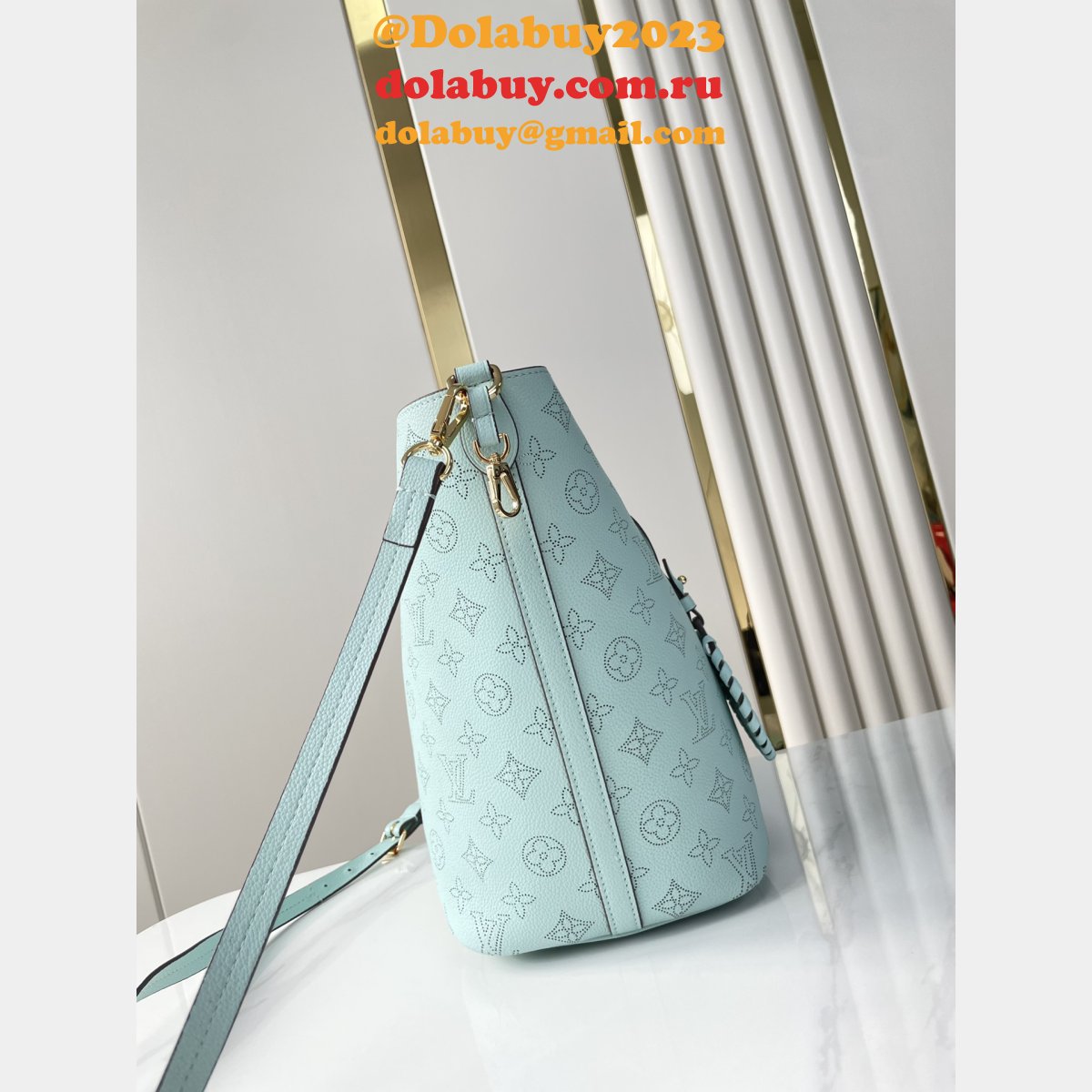 7 Star LOUIS VUITTON BLOSSOM Medium M24930 neverfull bag