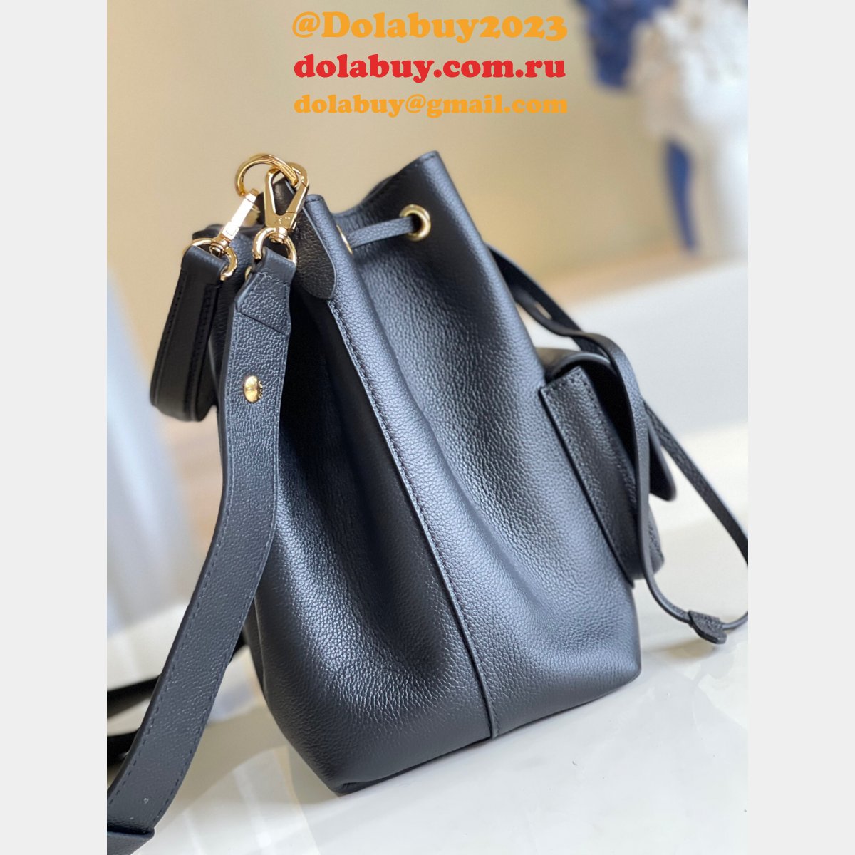 Louis Vuitton Replica Lockme Rock Bucket NV M57688/M57687/M57689 Bag