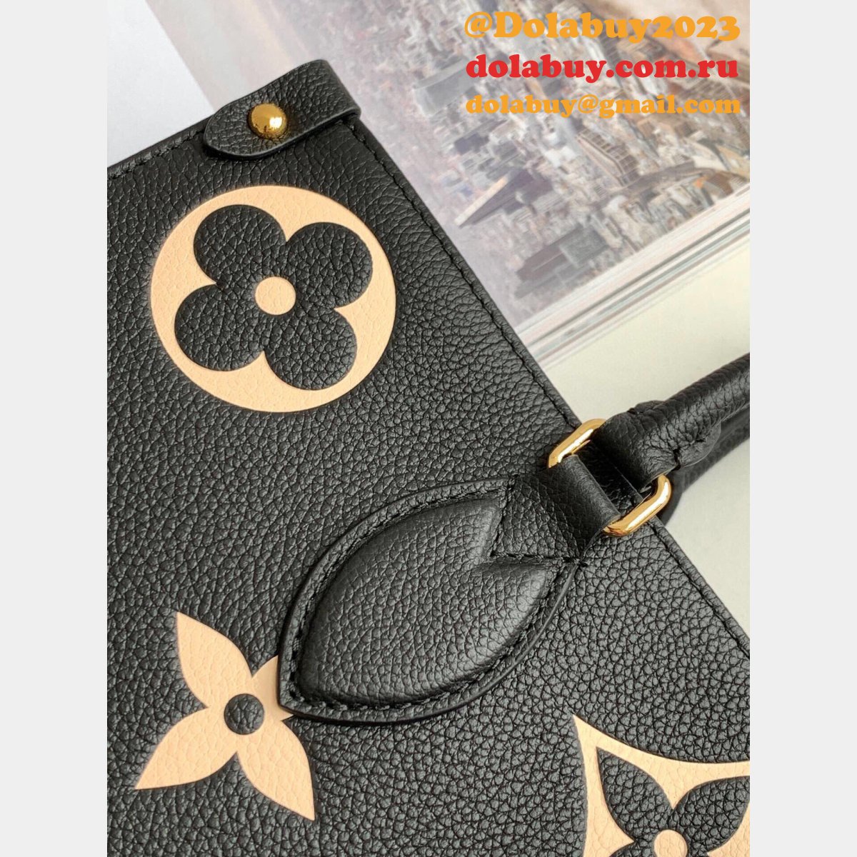 Louis Vuitton Replicas OnTheGo MM Monogram Empreinte Leather M45494