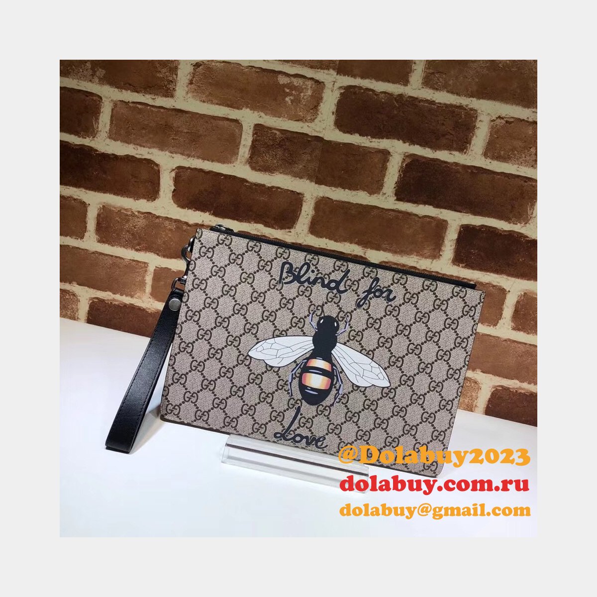 Gucci Best GG Supreme 473904 Bestiary Pouch With Bee