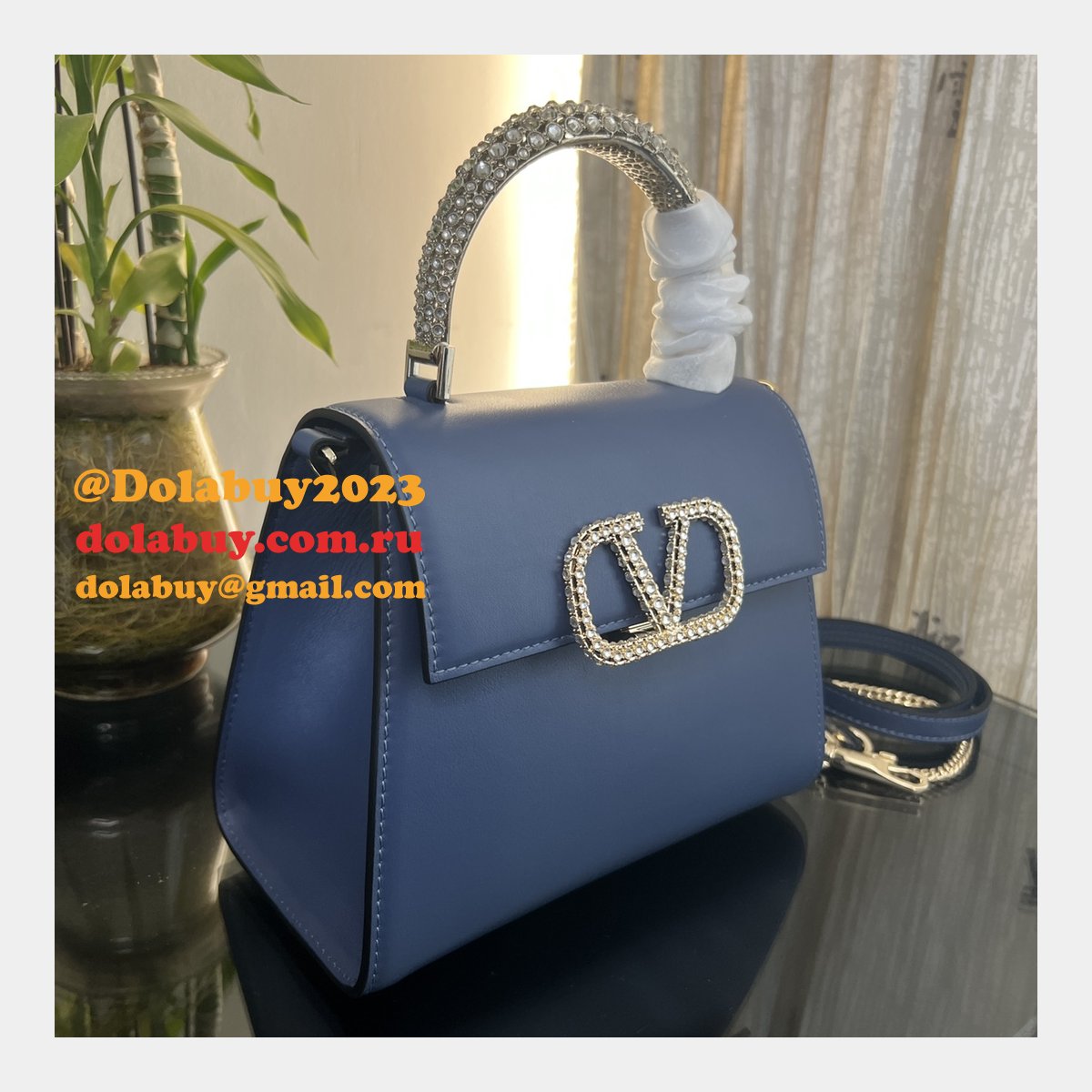 Top Quality Valentino VSLING Small Calf Handbag 2082