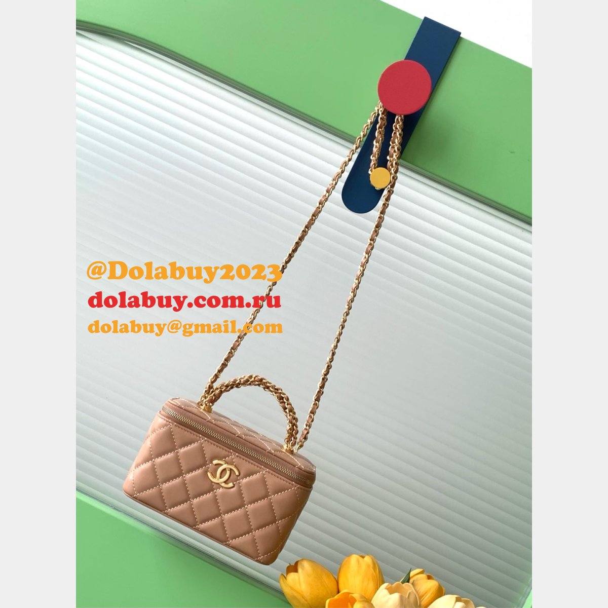 Replica AP4168 Vanity Clutch With Chain Shiny 1:1 Mirror Bag