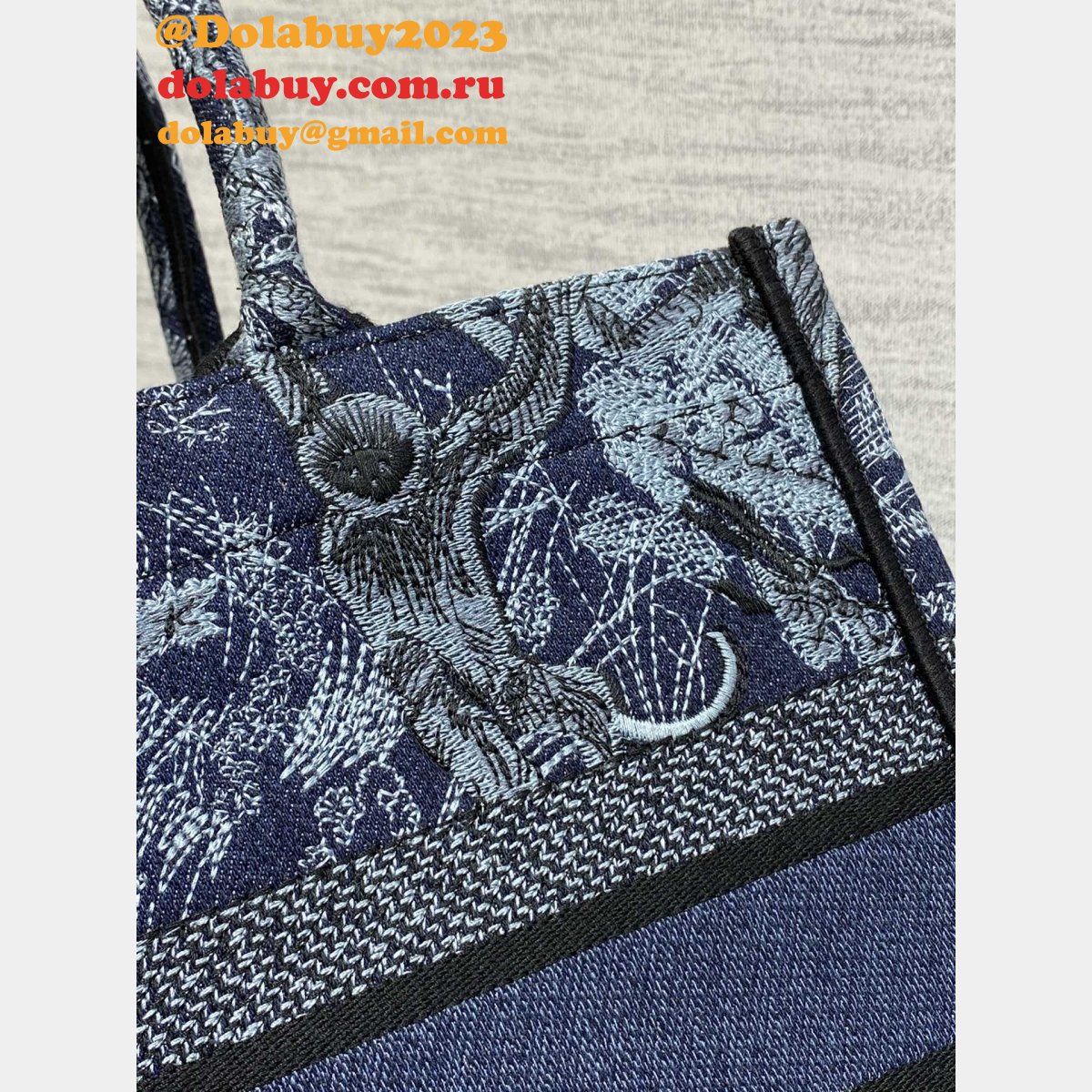 High-quality Dior CD Book Tote 26/36/41cm Replica Bags Online