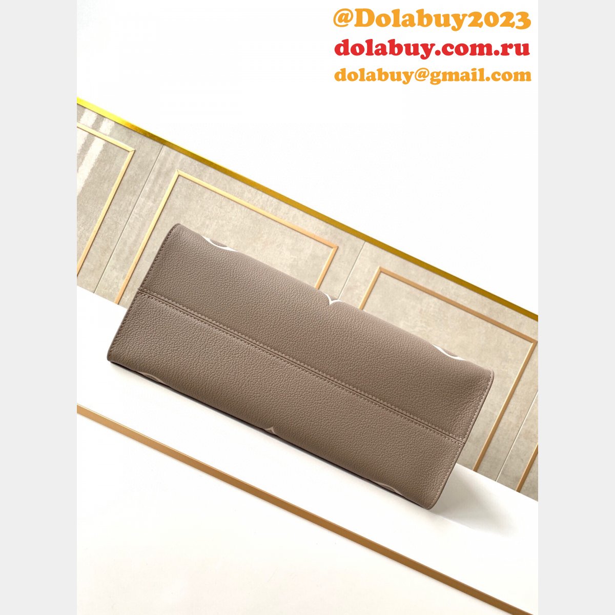 Louis Vuitton Replicas OnTheGo MM Monogram Empreinte Leather M45494