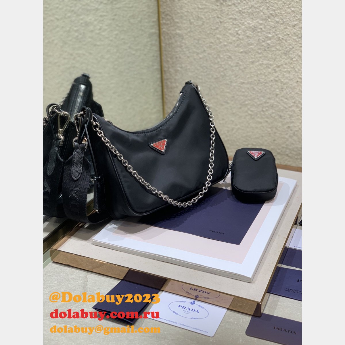 AAA+ Prada Tessuto Nylon Hobo Replica 475660 Bag