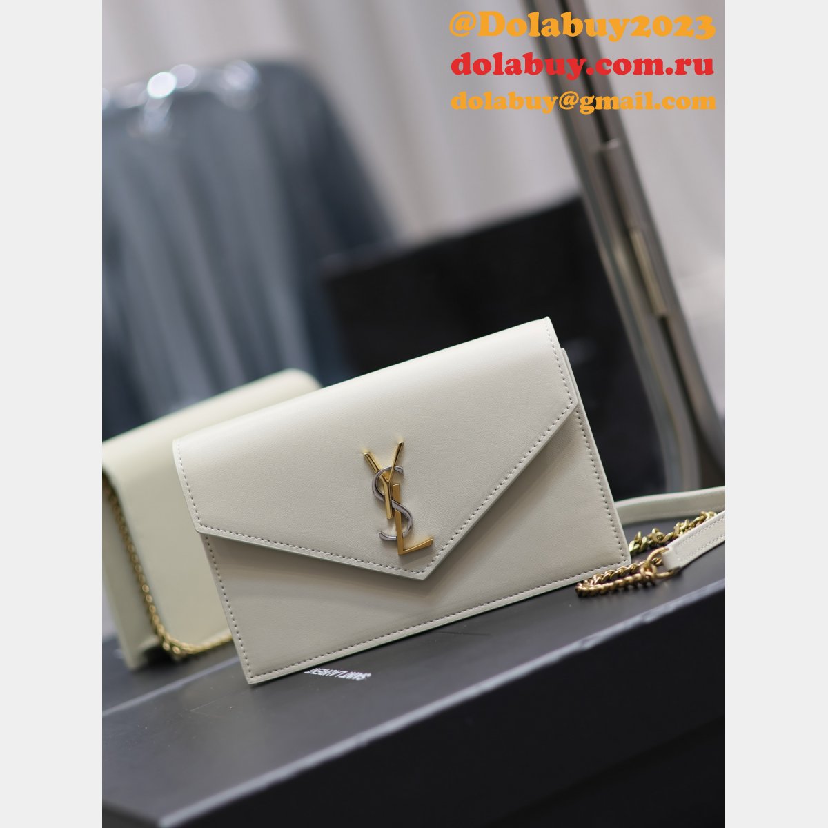Replica YSL 19cm Fake Saint Laurent WOC Monogram Chain 393953 Bag