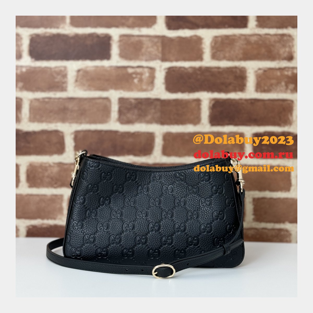 Gucci Designer Copy GG Emblem Small Shoulder Chain 815263 Black Bag
