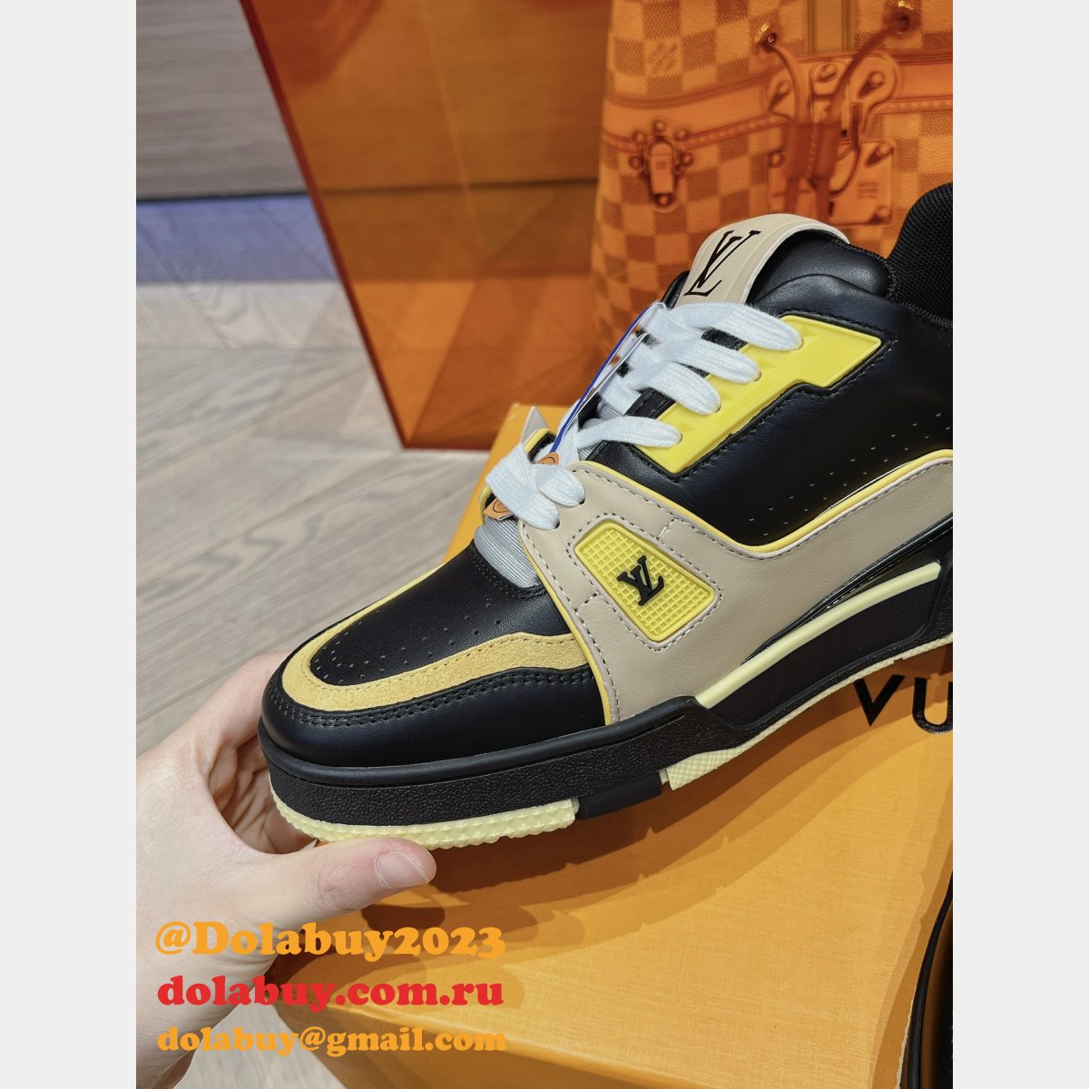 High Quality Replica US Louis Vuitton Trainer Sneaker Shoes