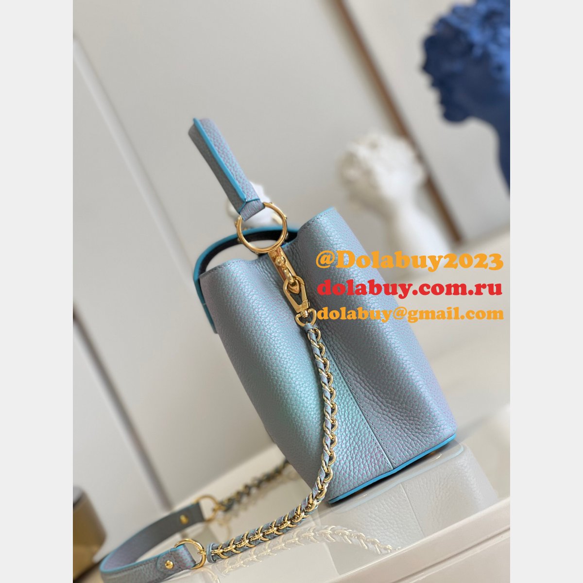 Fashion Shop Louis Vuitton Replica M59868/M59850/M20841 Capucines