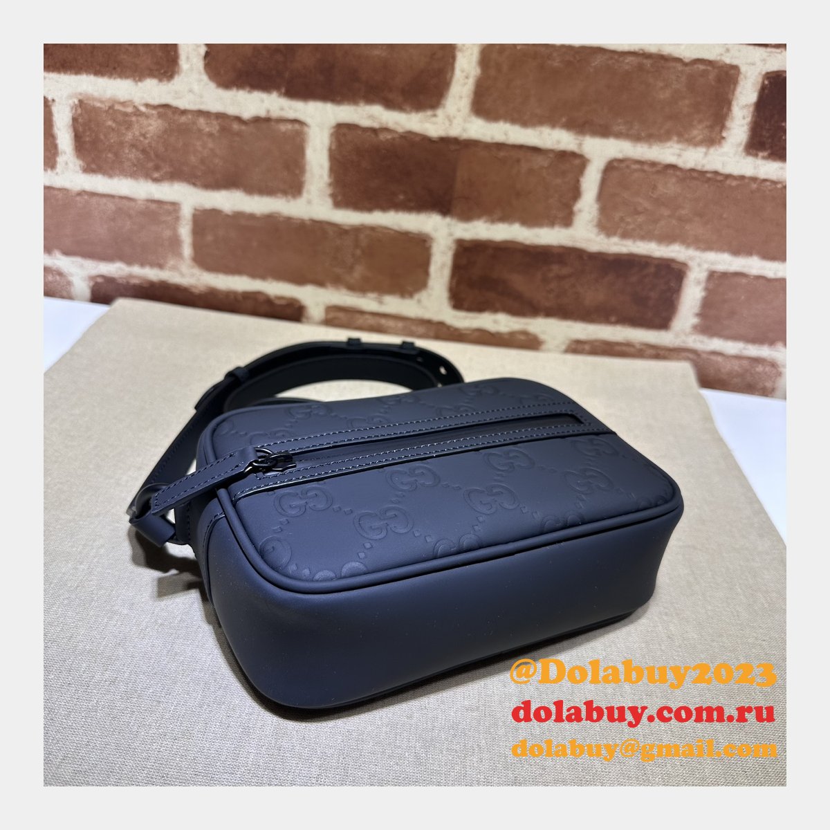 Gucci 1:1 GG Rubber-effect 771321 Shoulder Black Replica Bag