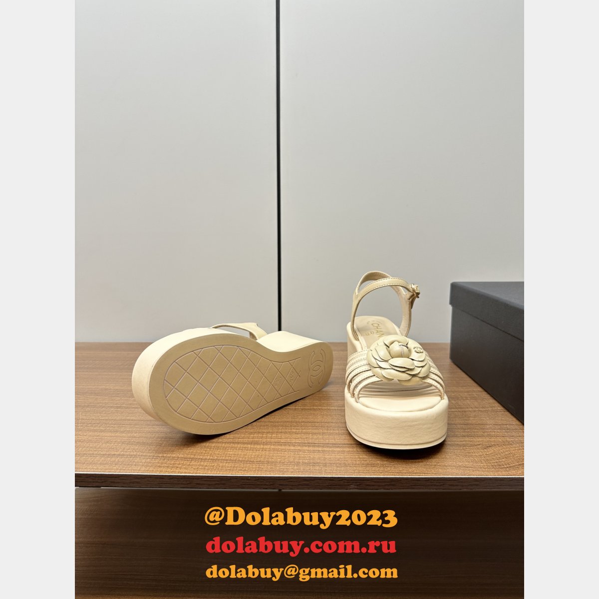 Best Camellia Flat Sandals Slippers Heel 6.5 cm Replica Shoes