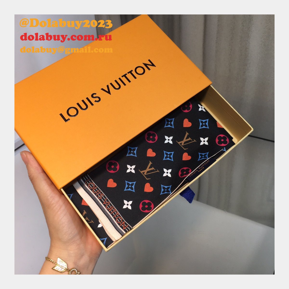 Louis vuitton Replica Designer Scarves & Shawls for Women