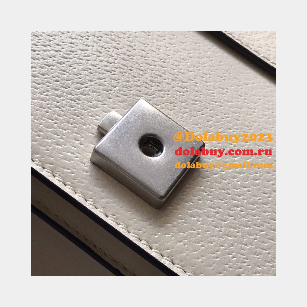 wholesale replica G*u*i 400249 dionysus gg supreme shoulder white bag