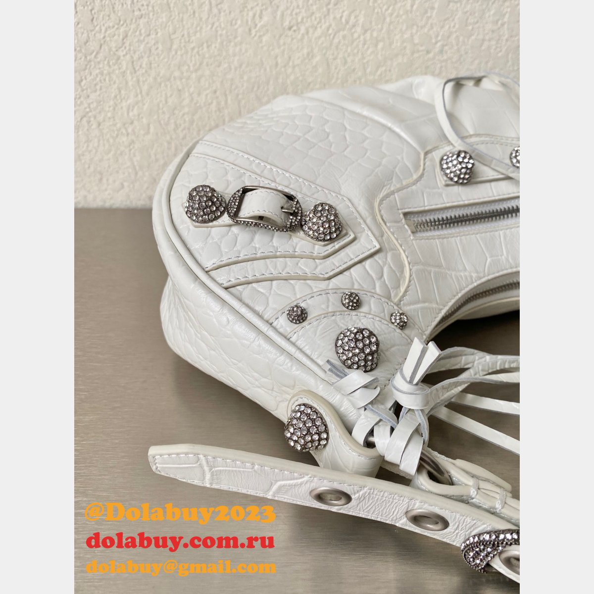 Balenciaga Fake High Quality Le Cagole crocodile Drill 33CM Bag