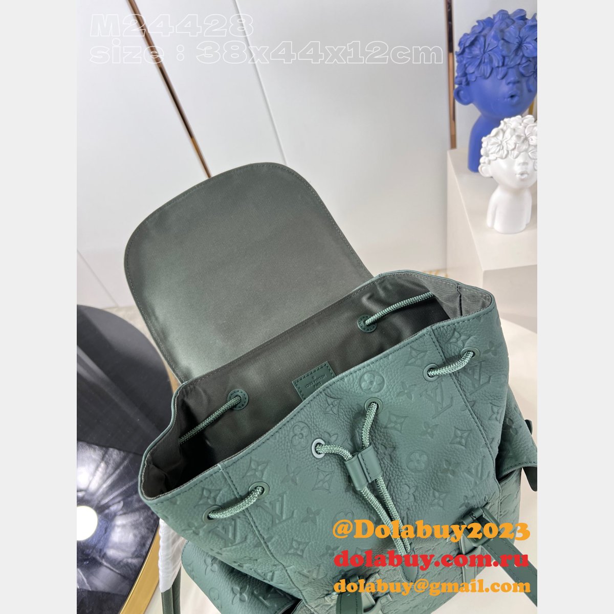 Christopher Green Taurillon MM24428 Men Replicas Louis Vuitton Bag